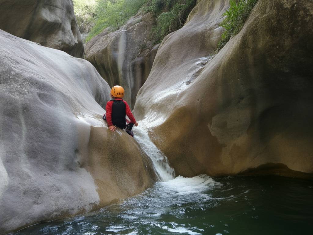 Comment bien s’équiper pour le canyoning avec des enfants sur l’île de la Réunion